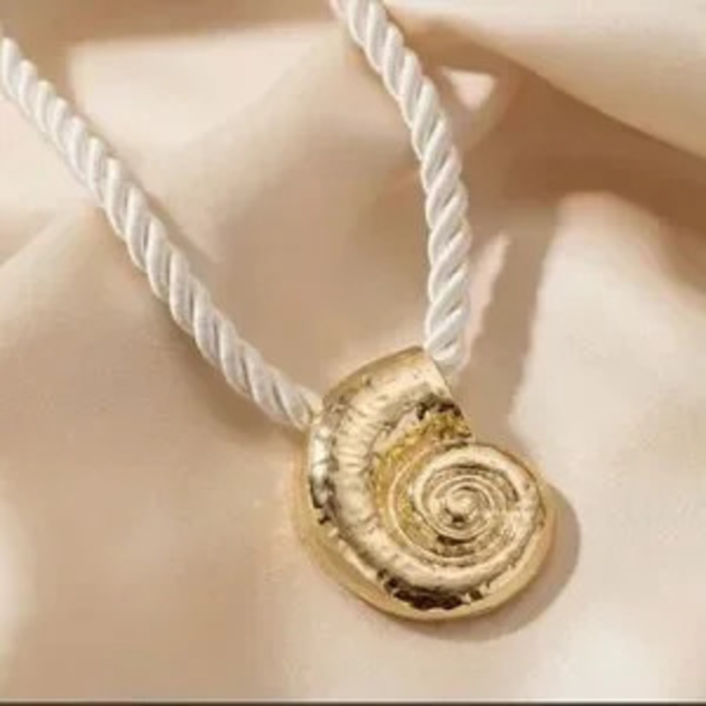 Statement Shell Rope Pendant Necklace (9704)